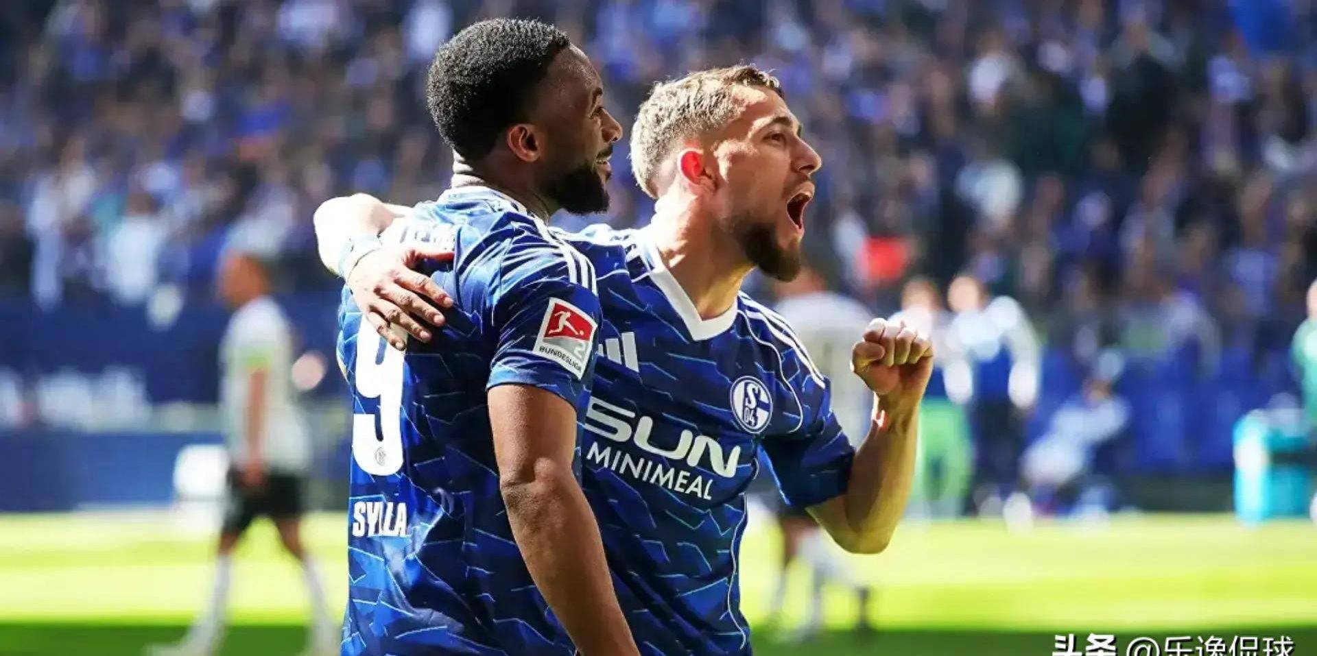 杀疯了！欧洲次级联赛：14队抢意甲门票，沙尔克一只脚踏回德甲